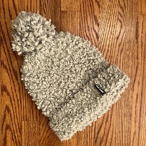 MUK LUK Women’s Sherpa Beanie